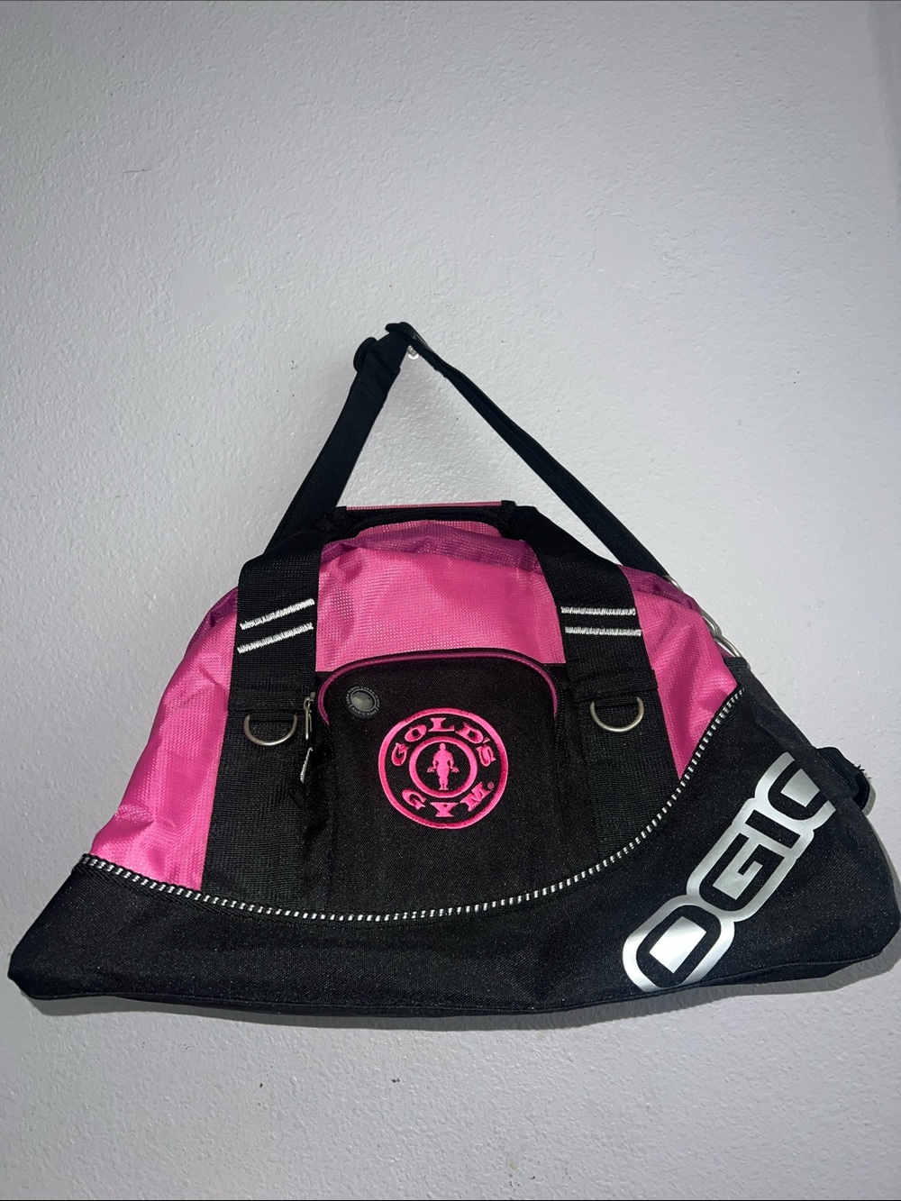 OGIO GOLD’S GYM Pink and Black Women's Duffel Bag LN